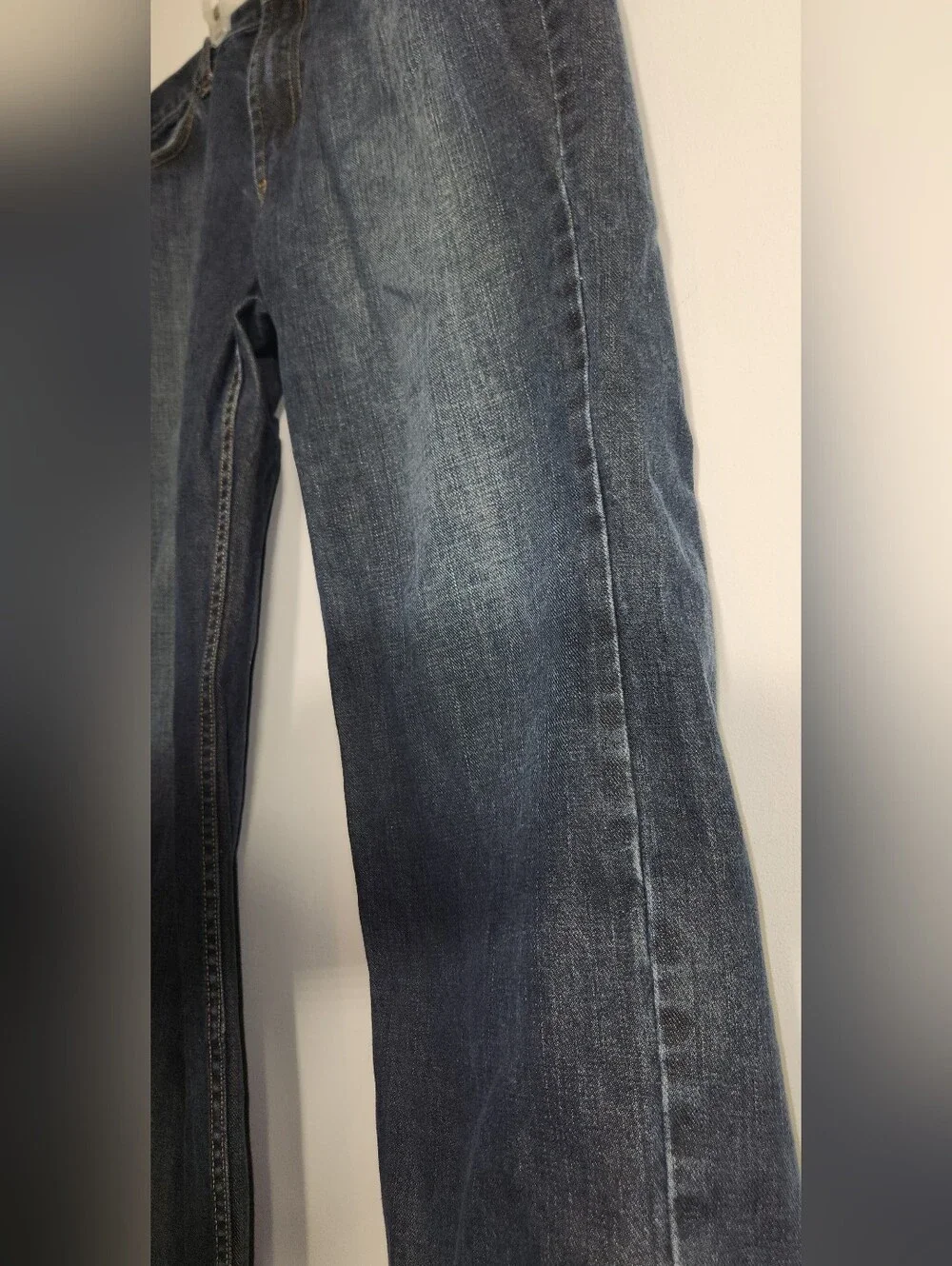 Men's Dark Blue Classic Straight Jeans Claiborne 36/30. Nice